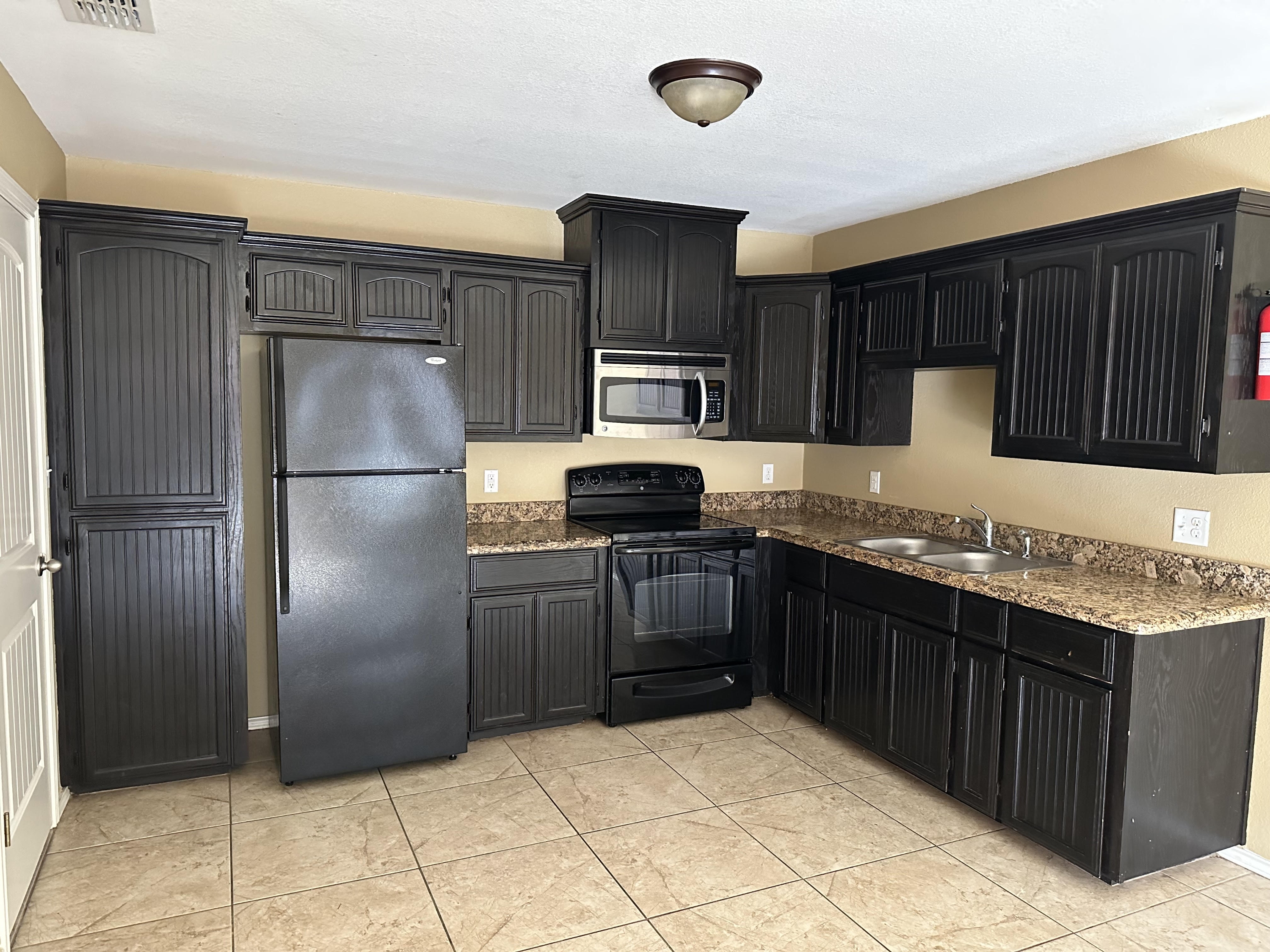 1903 Oasis Drive - 16